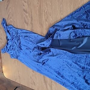 Rebecca B. Elegant‎ Blue Velvety  Dress Size 8 Maxi Long, Sleeveless Part…